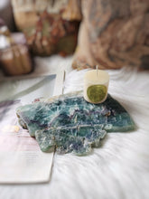 이미지를 갤러리 뷰어에 로드 , Snowflake Rainbow Fluorite Slab - 1.1kg #2