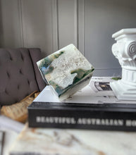 이미지를 갤러리 뷰어에 로드 , Moss Agate Cube - 687g #203