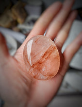 이미지를 갤러리 뷰어에 로드 , Fire Quartz / Red Hematoid Palm Stone #222