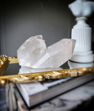 將圖片載入圖庫檢視器 Himalayan Quartz Cluster - 1.76kg #108