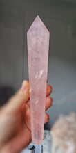 Cargar imagen en el visor de la galería, Rose Quartz Wand - 232g #119
