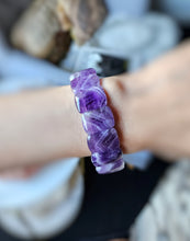 이미지를 갤러리 뷰어에 로드 , Chevron Amethyst Bracelet - Rectangle