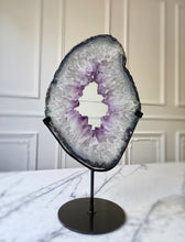 이미지를 갤러리 뷰어에 로드 , Large Amethyst Portal / Slab on stand - 4.47kg #3
