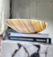 이미지를 갤러리 뷰어에 로드 , Large Zebra Calcite Bowl - 3.2kg #1