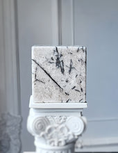 画像をギャラリービューアに読み込む, Black & White Quartz Cube - 1.06kg #95