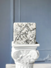 画像をギャラリービューアに読み込む, Black & White Quartz Cube - 656g #210