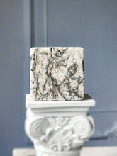 画像をギャラリービューアに読み込む, Black & White Quartz Cube - 656g #210