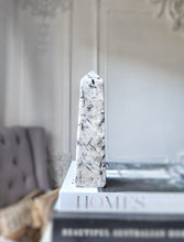 ์ด๋ฏธ์ง๋ฅผ ๊ฐค๋ฌ๋ฆฌ ๋ทฐ์ด์ ๋ก๋ , Black & White Quartz Tower - 642g #116