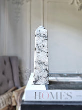 ์ด๋ฏธ์ง๋ฅผ ๊ฐค๋ฌ๋ฆฌ ๋ทฐ์ด์ ๋ก๋ , Black & White Quartz Tower - 707g #120