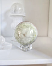 ์ด๋ฏธ์ง๋ฅผ ๊ฐค๋ฌ๋ฆฌ ๋ทฐ์ด์ ๋ก๋ , Pink Banded Calcite Sphere - 792g #36