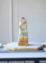 ์ด๋ฏธ์ง๋ฅผ ๊ฐค๋ฌ๋ฆฌ ๋ทฐ์ด์ ๋ก๋ , Pink Banded Calcite Tower - 478g #125