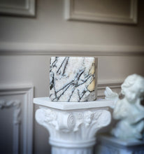 Load image into Gallery viewer, Black & White Quartz Cube - 690g #111