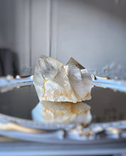 이미지를 갤러리 뷰어에 로드 , Golden Himalayan Quartz Cluster - small 474g #243