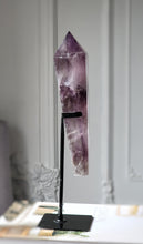 이미지를 갤러리 뷰어에 로드 , Phantom Amethyst Wand on Black Stand - 970g #1