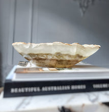 이미지를 갤러리 뷰어에 로드 , Mexican Green Onyx Bowl - 761g #135