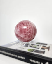 이미지를 갤러리 뷰어에 로드 , Large Rose Quartz Sphere - 3.93kg #16
