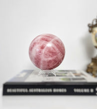 이미지를 갤러리 뷰어에 로드 , Large Rose Quartz Sphere - 3.93kg #16