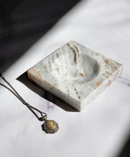 ์ด๋ฏธ์ง๋ฅผ ๊ฐค๋ฌ๋ฆฌ ๋ทฐ์ด์ ๋ก๋ , Marble Sphere Holder / Jewellery Tray #153