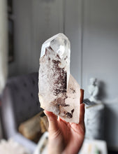 이미지를 갤러리 뷰어에 로드 , Himalayan Quartz Cluster / Point - 910g #305