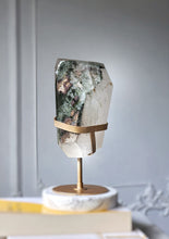 이미지를 갤러리 뷰어에 로드 , Garden Quartz / Lodolite Freeform on Gold Stand - 1.7kg #177