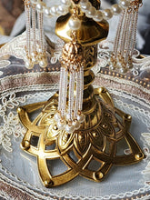 Load image into Gallery viewer, Vintage Retro Brass Sphere Stand / Candle Holder - Golden