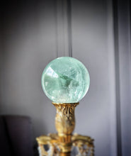 이미지를 갤러리 뷰어에 로드 , Green Fluorite Sphere - 465g #128