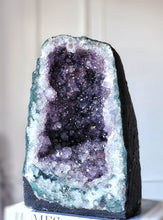 이미지를 갤러리 뷰어에 로드 , Amethyst Flower Cave / Geode - 14.21kg #129