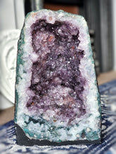 이미지를 갤러리 뷰어에 로드 , Amethyst Flower Cave / Geode - 14.21kg #129