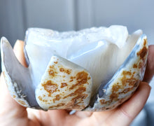 이미지를 갤러리 뷰어에 로드 , Blue Flower Agate Geode Jewellery Bowl - 265g #94