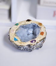 이미지를 갤러리 뷰어에 로드 , 7 Chakras Blue Agate Geode Bowl - 268g #1