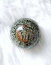 이미지를 갤러리 뷰어에 로드 , Green Strawberry x Epidote Quartz Sphere - 470g #48