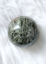 이미지를 갤러리 뷰어에 로드 , Green Strawberry x Epidote Quartz Sphere - 470g #48