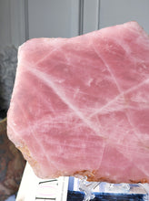이미지를 갤러리 뷰어에 로드 , Large Rose Quartz Slab - 1.32kg #926
