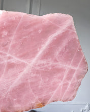 이미지를 갤러리 뷰어에 로드 , Large Rose Quartz Slab - 1.32kg #926