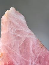 이미지를 갤러리 뷰어에 로드 , Large Rose Quartz Slab - 1.32kg #926