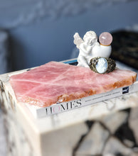 이미지를 갤러리 뷰어에 로드 , Large Rose Quartz Slab - 1.32kg #926