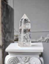 Load image into Gallery viewer, Clear Quartz Tower - small 71g #939
