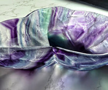 이미지를 갤러리 뷰어에 로드 , 40% OFF | Rainbow Fluorite Bowl - Matte 1.65kg #133 (minor damage)