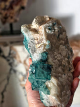 이미지를 갤러리 뷰어에 로드 , Green Fluorite Cluster - 1.83kg #69