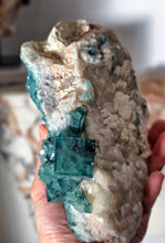 이미지를 갤러리 뷰어에 로드 , Green Fluorite Cluster - 1.83kg #69