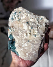 이미지를 갤러리 뷰어에 로드 , Green Fluorite Cluster - 1.83kg #69
