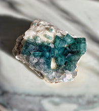 이미지를 갤러리 뷰어에 로드 , Green Fluorite Cluster - 830g #135