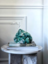 이미지를 갤러리 뷰어에 로드 , Green Fluorite Cluster - 1.47kg #83
