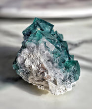 이미지를 갤러리 뷰어에 로드 , Green Fluorite Cluster - 576g #85
