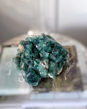 이미지를 갤러리 뷰어에 로드 , Green Fluorite Cluster - 1.33kg #86