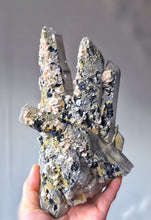 Cargar imagen en el visor de la galería, | RARE | Large Mongolian Quartz Cluster - 1.1kg #114