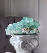 이미지를 갤러리 뷰어에 로드 , Green Fluorite Mineral Cluster / Specimen - 635g #135