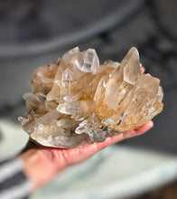 이미지를 갤러리 뷰어에 로드 , Golden Himalayan Quartz Cluster - 1.27kg #424