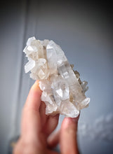 이미지를 갤러리 뷰어에 로드 , Himalayan Quartz Cluster - small 189g #446