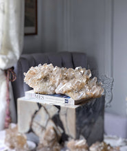 이미지를 갤러리 뷰어에 로드 , Large Golden Himalayan Quartz Cluster with Chlorite Inclusion - 6.62kg #443